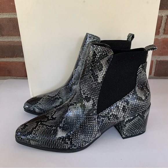 Anne Klein Womens Parson Animal Print Block-Heel Ankle Boots US 7.5 M - Picture 4 of 9